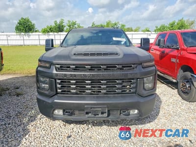 Piąte zdjęcie samochodu w środku: 2022 CHEVROLET SILVERADO K3500 LT VIN:1GC4YTEY2NF193508 - miniatura