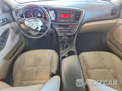 Zdjęcie 8 z 12 samochodu: 2014 KIA OPTIMA LX VIN:5XXGM4A77EG340287 - miniatura