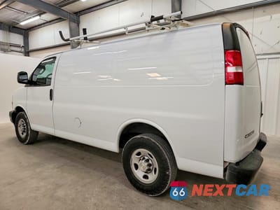 Drugie zdjęcie samochodu z przodu: 2022 CHEVROLET EXPRESS G2500 VIN:1GCWGAFP5N1139994 - miniatura