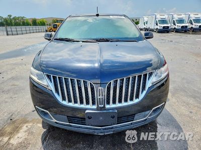 Piąte zdjęcie samochodu w środku: 2013 LINCOLN MKX VIN:2LMDJ8JK8DBL35119 - miniatura