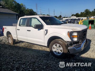 Czwarte zdjęcie samochodu z boku: 2023 FORD F150 SUPERCREW VIN:1FTFW1E52PKF34599 - miniatura