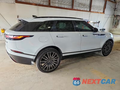 Trzecie zdjęcie samochodu z tyłu: 2019 LAND ROVER RANGE ROVER VELAR R-DYNAMIC SE VIN:SALYL2EX4KA795507 - miniatura