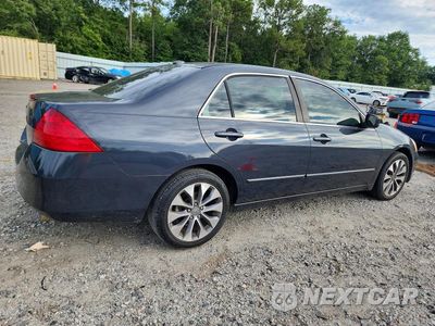 Trzecie zdjęcie samochodu z tyłu: 2006 HONDA ACCORD EX VIN:1HGCM66556A050419 - miniatura
