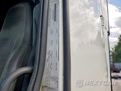 Zdjęcie 13 z 14 samochodu: 2020 VOLVO VNL SEMI TRUCK VIN:4V4NC9EH1LN228195 - miniatura