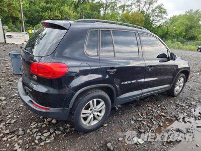 Trzecie zdjęcie samochodu z tyłu: 2017 VOLKSWAGEN TIGUAN S VIN:WVGBV7AX2HK037626 - miniatura