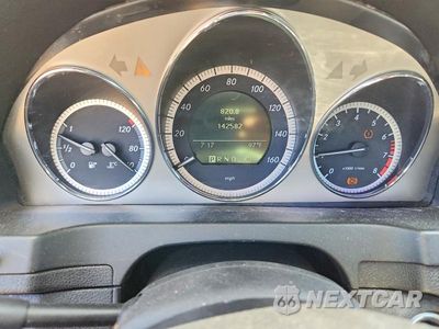 Zdjęcie 9 z 12 samochodu: 2009 MERCEDES-BENZ C 300 VIN:WDDGF54X39R041254 - miniatura