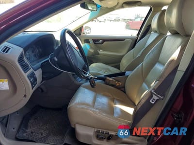Zdjęcie 7 z 12 samochodu: 2004 VOLVO S60 2.5T VIN:YV1RS59V642402655 - miniatura