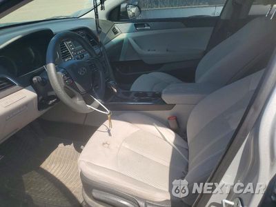 Zdjęcie 7 z 12 samochodu: 2017 HYUNDAI SONATA SE VIN:5NPE24AF3HH491642 - miniatura