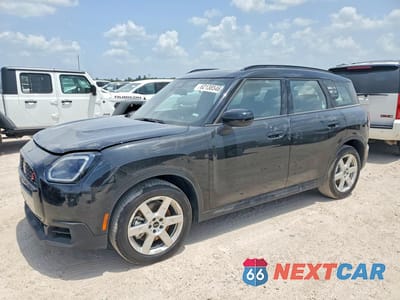 2027 MINI COUNTRYMAN S ALL4 WMZ23GA03V7V53215 - główne zdjęcie licytacji z USA - miniatura