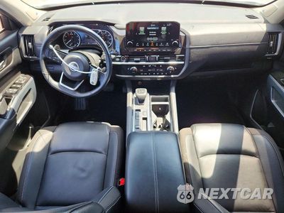 Zdjęcie 8 z 12 samochodu: 2024 NISSAN PATHFINDER SL VIN:5N1DR3CB1RC225797 - miniatura