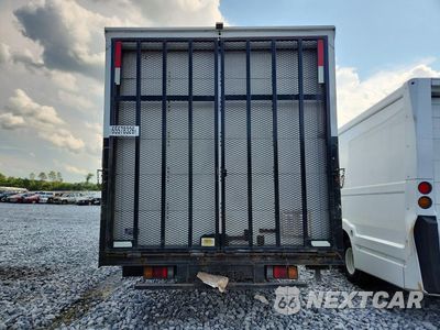 Zdjęcie 6 z 13 samochodu: 2017 ISUZU NPR HD VIN:54DC4J1CXHS802969 - miniatura