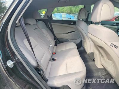 Zdjęcie 10 z 12 samochodu: 2017 HYUNDAI TUCSON SE VIN:KM8J3CA42HU541680 - miniatura