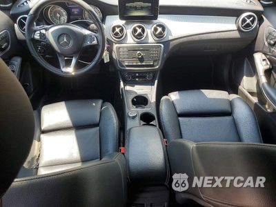 Zdjęcie 8 z 12 samochodu: 2017 MERCEDES-BENZ GLA 250 VIN:WDCTG4EB1HJ296298 - miniatura