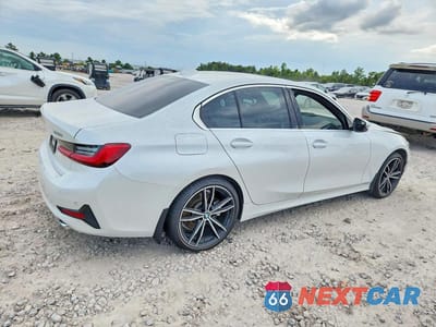 Trzecie zdjęcie samochodu z tyłu: 2019 BMW 330I VIN:WBA5R1C5XKAJ99884 - miniatura