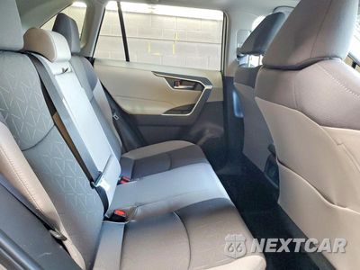 Zdjęcie 11 z 13 samochodu: 2025 TOYOTA RAV4 HYBRID XLE VIN:JTMRWRFV0SJ075002 - miniatura