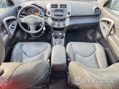 Zdjęcie 8 z 13 samochodu: 2009 TOYOTA RAV4 SPORT VIN:JTMBF32V595015398 - miniatura