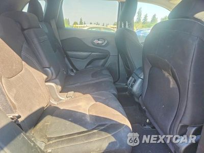 Zdjęcie 11 z 13 samochodu: 2015 JEEP CHEROKEE LATITUDE VIN:1C4PJMCS6FW582787 - miniatura