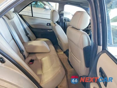 Zdjęcie 10 z 12 samochodu: 2004 LEXUS IS 300 VIN:JTHBD192740091229 - miniatura