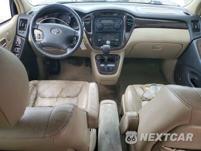Zdjęcie 8 z 12 samochodu: 2001 TOYOTA HIGHLANDER BASE VIN:JTEHF21A810022720 - miniatura