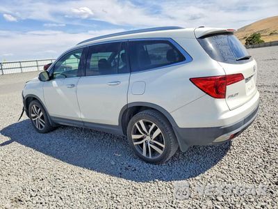 Drugie zdjęcie samochodu z przodu: 2018 HONDA PILOT TOURING VIN:5FNYF6H96JB048841 - miniatura