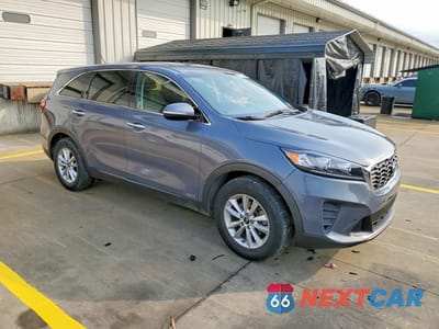 Czwarte zdjęcie samochodu z boku: 2020 KIA SORENTO LX VIN:5XYPGDA3XLG655310 - miniatura