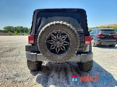Zdjęcie 6 z 13 samochodu: 2018 JEEP WRANGLER UNLIMITED SPORT VIN:1C4BJWDG2JL898942 - miniatura