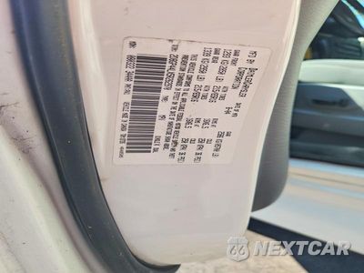 Zdjęcie 12 z 12 samochodu: 2005 DODGE GRAND CARAVAN SXT VIN:2D8GP44LX5R262970 - miniatura