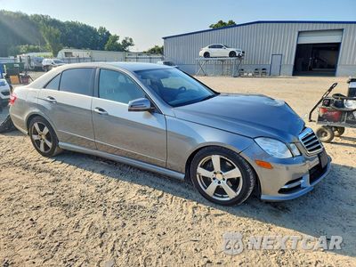 Czwarte zdjęcie samochodu z boku: 2012 MERCEDES-BENZ E 350 VIN:WDDHF5KB1CA593983 - miniatura