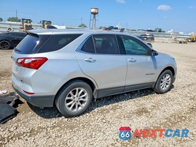 Trzecie zdjęcie samochodu z tyłu: 2018 CHEVROLET EQUINOX LT VIN:3GNAXJEV6JS594024 - miniatura
