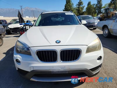 Piąte zdjęcie samochodu w środku: 2013 BMW X1 SDRIVE28I VIN:WBAVM1C51DVW46211 - miniatura