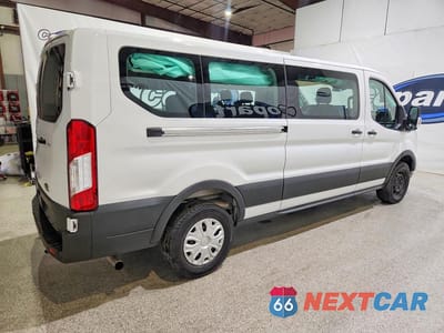 Trzecie zdjęcie samochodu z tyłu: 2025 FORD TRANSIT T-350 VIN:1FBAX2Y81SKA89109 - miniatura