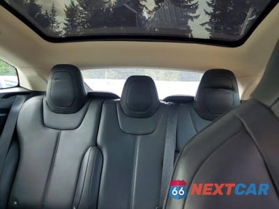 Zdjęcie 10 z 13 samochodu: 2015 TESLA MODEL S 60 VIN:5YJSA1S11FF080744 - miniatura