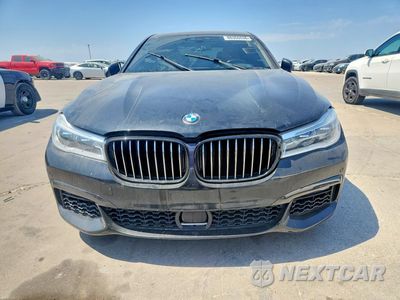 Piąte zdjęcie samochodu w środku: 2019 BMW 750 XI VIN:WBA7F2C51KB239416 - miniatura