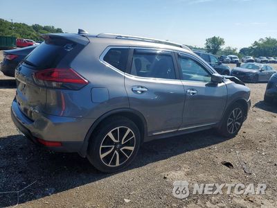 Trzecie zdjęcie samochodu z tyłu: 2019 NISSAN ROGUE SL VIN:5N1AT2MV9KC812083 - miniatura