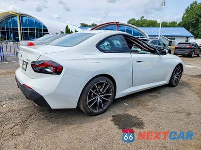 Trzecie zdjęcie samochodu z tyłu: 2024 BMW 230XI VIN:3MW33CM07R8E51765 - miniatura