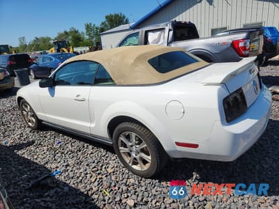 Drugie zdjęcie samochodu z przodu: 2007 FORD MUSTANG VIN:1ZVFT84N875270111 - miniatura