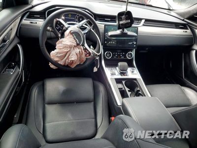 Zdjęcie 8 z 13 samochodu: 2024 JAGUAR XF R-DYNAMIC SE VIN:SAJBL4GXXRCY95522 - miniatura