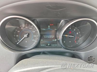 Zdjęcie 9 z 13 samochodu: 2017 JAGUAR F-PACE PREMIUM VIN:SADCJ2BV8HA882401 - miniatura