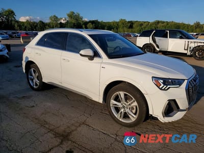Czwarte zdjęcie samochodu z boku: 2024 AUDI Q3 PREMIUM S LINE 45 VIN:WA1DECF30R1088622 - miniatura