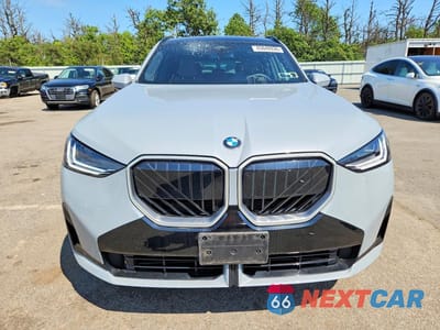 Piąte zdjęcie samochodu w środku: 2026 BMW X3 30 XDRIVE VIN:5UX53GP04T9299583 - miniatura