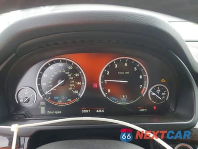 Zdjęcie 9 z 14 samochodu: 2018 BMW X5 XDR40E VIN:5UXKT0C52J0V98437 - miniatura