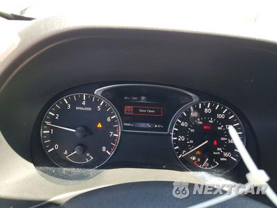 Zdjęcie 9 z 12 samochodu: 2019 NISSAN PATHFINDER SL VIN:5N1DR2MM8KC619314 - miniatura