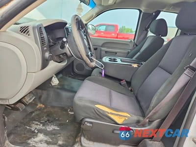 Zdjęcie 7 z 12 samochodu: 2013 CHEVROLET SILVERADO C1500 VIN:1GCRCPEX5DZ200676 - miniatura
