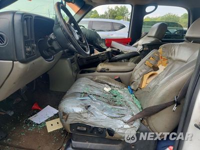 Zdjęcie 7 z 13 samochodu: 2002 CHEVROLET TAHOE C1500 VIN:1GNEC13Z92R303622 - miniatura