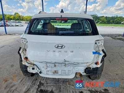 Zdjęcie 6 z 12 samochodu: 2020 HYUNDAI VENUE SEL VIN:KMHRC8A30LU043610 - miniatura