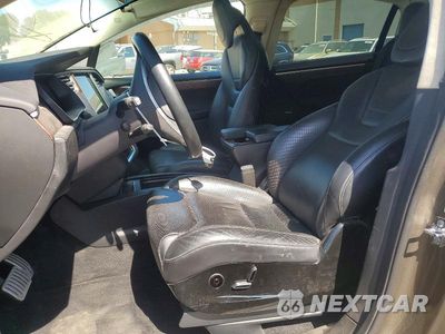 Zdjęcie 7 z 13 samochodu: 2016 TESLA MODEL X VIN:5YJXCBE41GF000677 - miniatura
