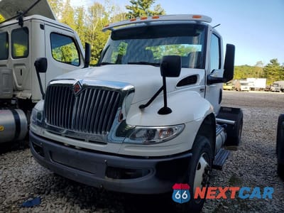 2019 INTERNATIONAL MV607 SEMI TRUCK 1HSEUTAN5KH091946 - główne zdjęcie licytacji z USA - miniatura
