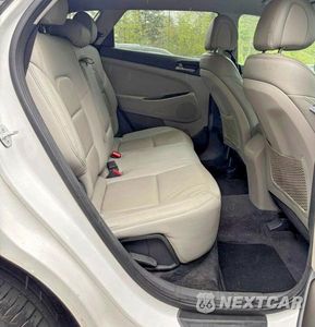 Zdjęcie 6 z 11 samochodu: 2018 HYUNDAI TUCSON SEL VIN:KM8J3CA41JU714885 - miniatura