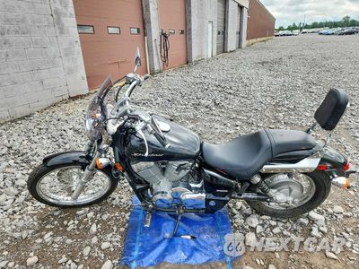 Trzecie zdjęcie samochodu z tyłu: 2012 HONDA VT750 C2 VIN:JH2RC5306CK400832 - miniatura