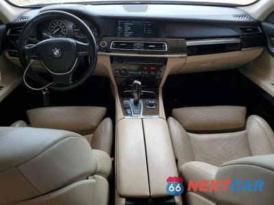 Zdjęcie 8 z 12 samochodu: 2012 BMW 750 LI VIN:WBAKB8C56CC963235 - miniatura